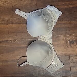 💖 3/$45 NWOT Torrid Plunge Beige Push-Up Bra